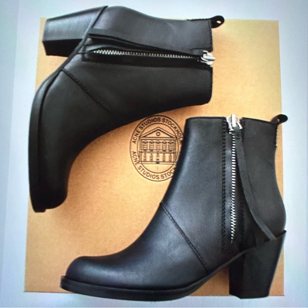 NWT Acne Studio Pistol Boot Black Women Size 37
